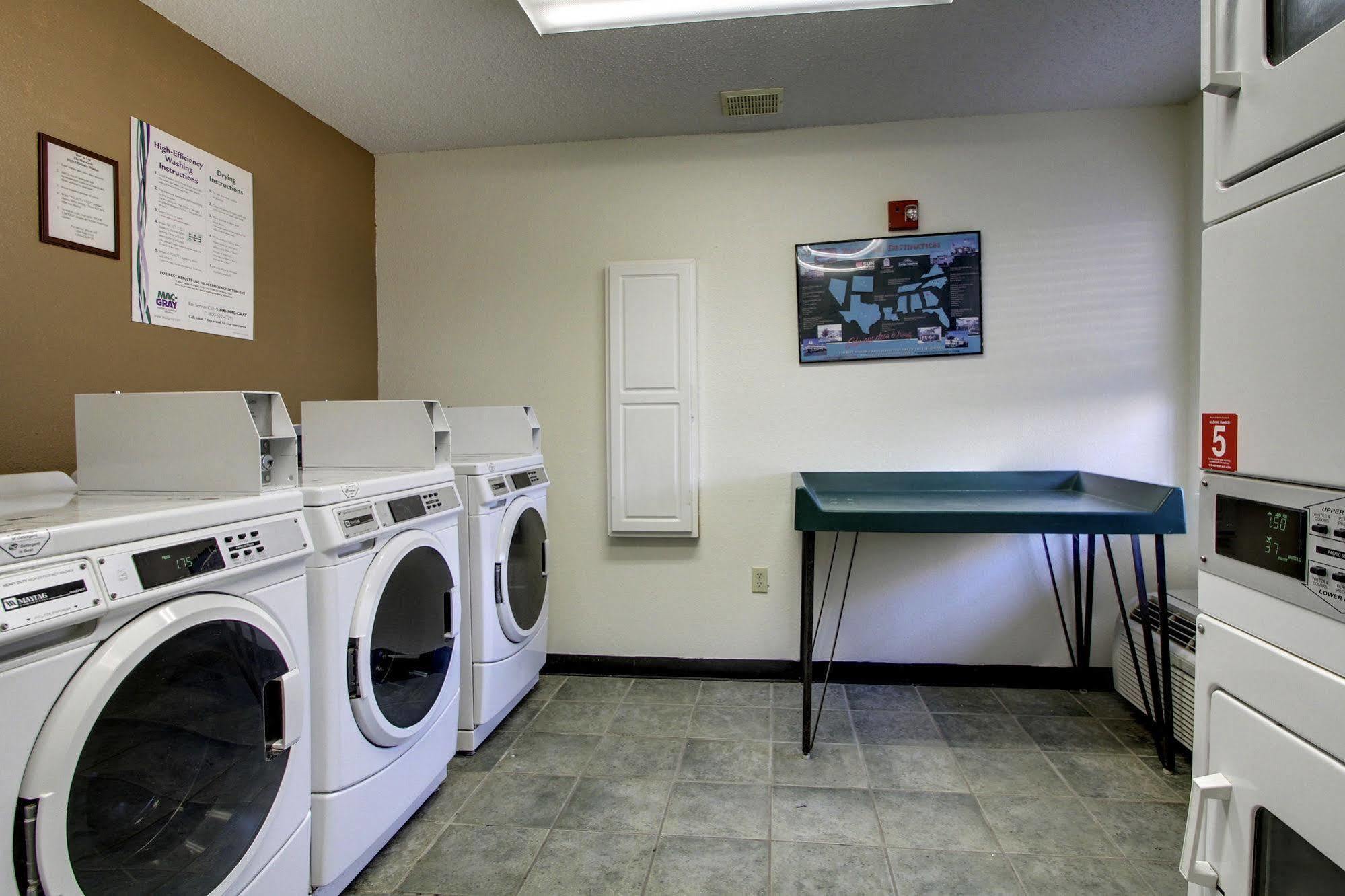 Intown Suites Extended Stay Select Atlanta Ga - Морроу Экстерьер фото